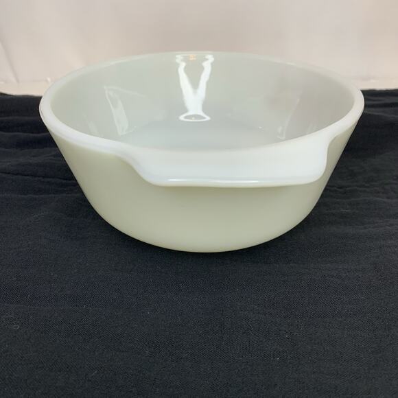 Vintage Fire King Oval HARVEST VEGETABLE Casserole Dish 1.5 Quart #433 1970s - Picture 8 of 10